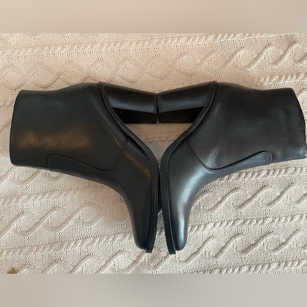 Gianni Bini Black Leather Ankle Boots Heeled Boots Designer Women’s Size 9 - Picture 5 of 11